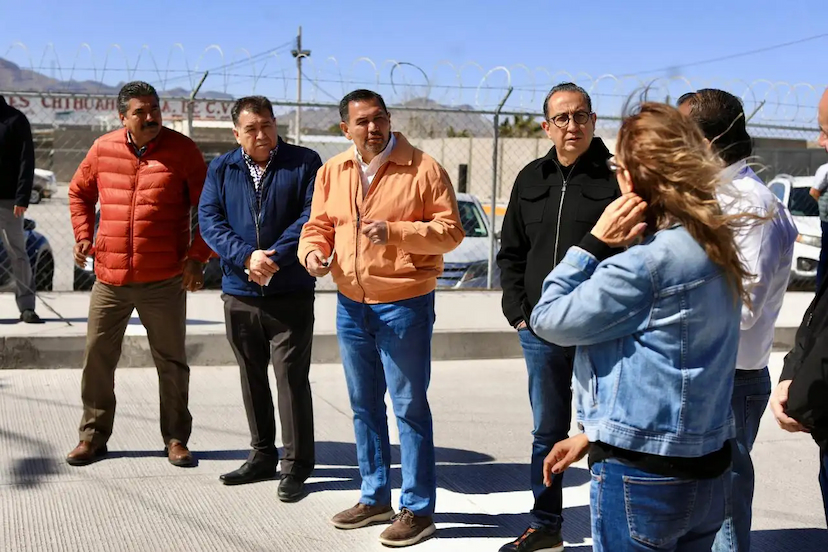 Entrega Presidente Municipal trabajos de pavimentación con concreto hidráulico en la calle Nayarit