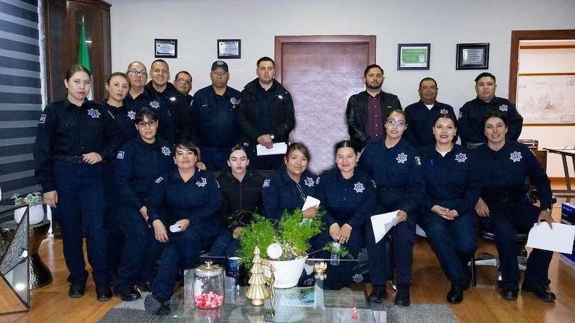 Parral refuerza seguridad con 16 nuevos policías