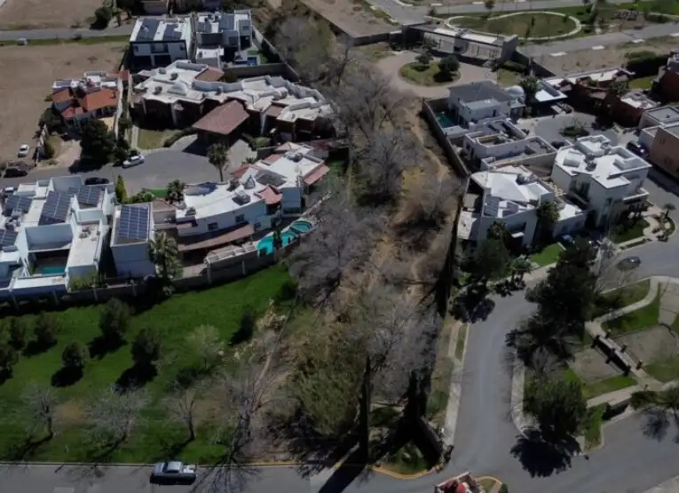 Protegen acequias en Juárez tras lucha vecinal