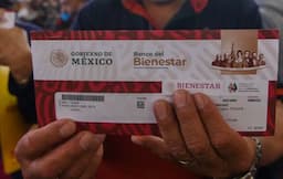 Inicia entrega de tarjetas Bienestar a mujeres en Juárez