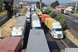 Bloqueos en Chihuahua complican comercio fronterizo