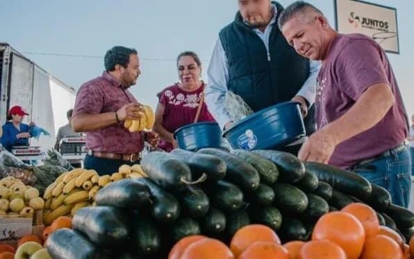 Mercadito en tu Colonia beneficia a miles en Camargo