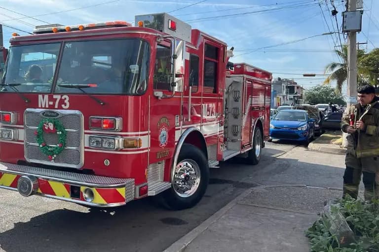 Bomberos de Camargo controlan incendios navideños