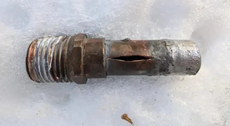 Protege tus tuberías del frío extremo en Chihuahua