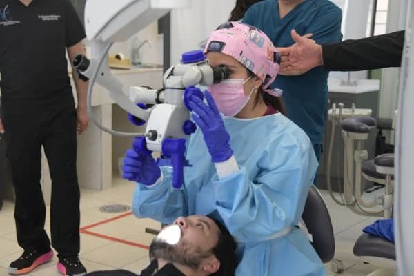 UACh avanza en odontología digital con tecnología 3D