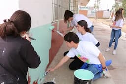 Pintura y unión comunitaria revitalizarán escuelas