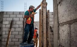 Construcción de Ojinaga lucha con caída constante en su sector