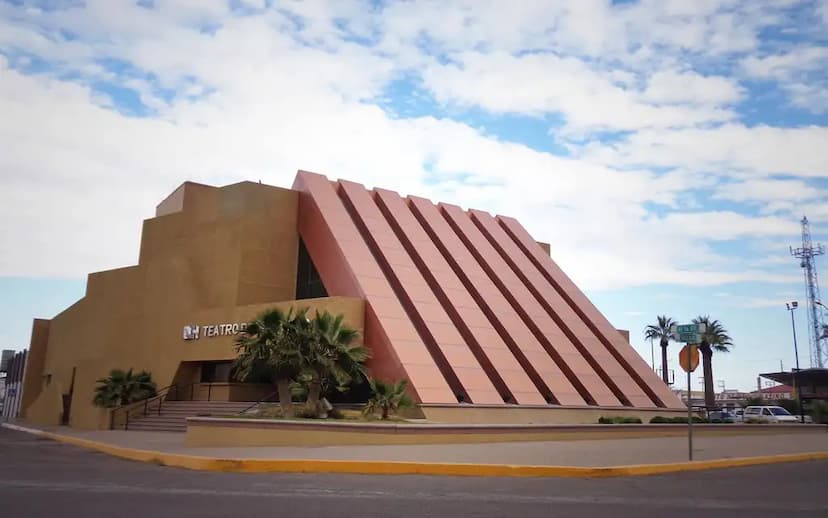 Teatro de la ciudad: Un icono cultural celebrando 33 Años de historia en Delicias
