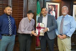 Fortalece Cruz Pérez Cuéllar relación transfronteriza Juárez-Columbus