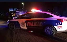 Detienen a dos por agredir a agente vial en Delicias