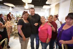 Se reúnen Cruz Pérez Cuéllar con comités de vecinos