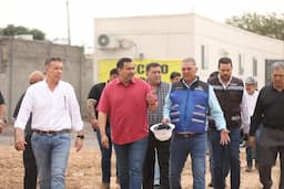 Recorre el Presidente Pérez Cuéllar complejo para elementos de Seguridad Pública