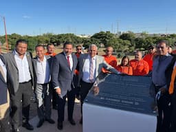Celebra Cruz Pérez Cuéllar trayectoria docente con Homenaje al Maestro Ilustre 2025