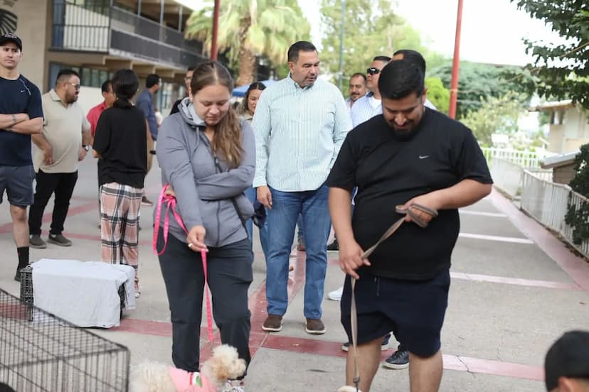 Acude Cruz Pérez Cuéllar a campaña de esterilización realizada en la Estatal 2