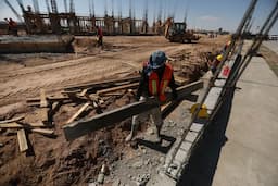 Recorren Alcalde y secretario de Educación Pública, obras de construcción del CBTIS 291