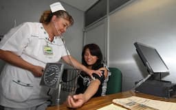 IMM impulsa salud femenina con chequeos gratuitos