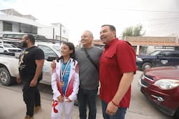 Apoya alcalde hamburguesada con causa