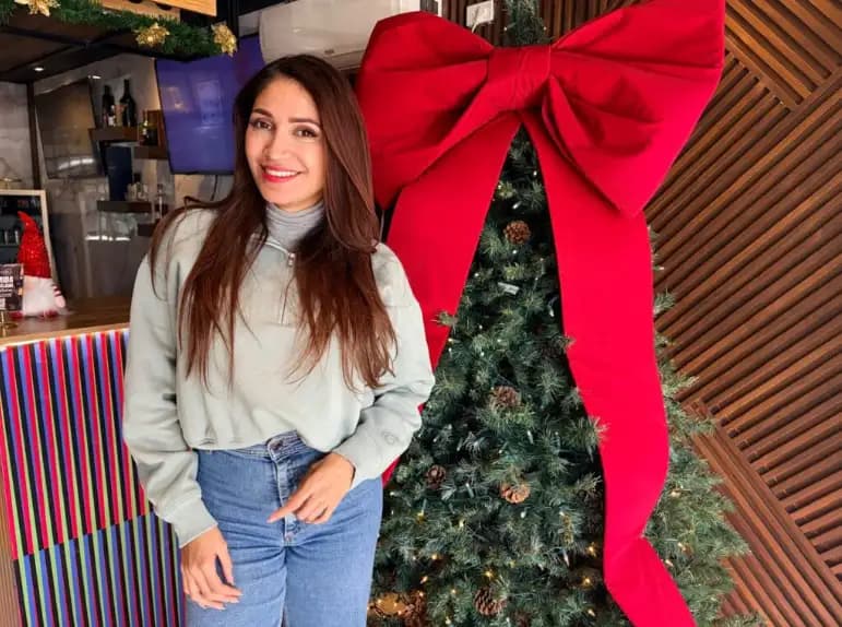 Emprendedora venezolana une culturas en Juárez