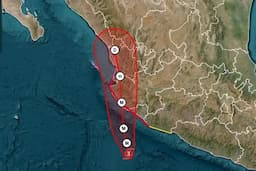 Huracán Simón alcanza categoría 3 y amenaza con impactar costas mexicanas este domingo