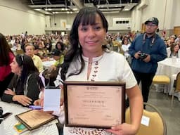 Premian a mujeres del noroeste por su impacto social
