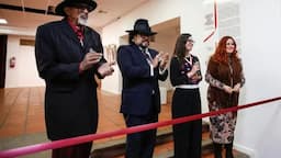 Exposición celebra cultura pachuco en Juárez
