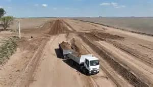Mejoran caminos rurales en Nuevo Casas Grandes