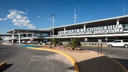 Critican servicio y tarifas en aeropuerto de Chihuahua