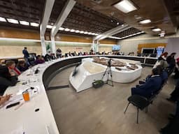 Cruz Pérez Cuéllar respalda reducción de regidores propuesta por Sheinbaum