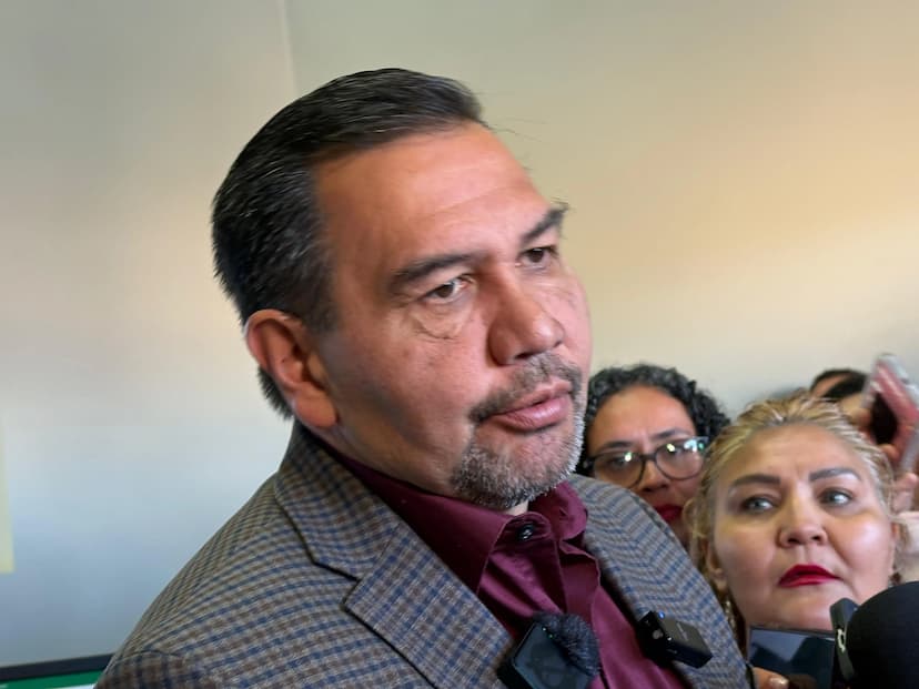 Pérez Cuéllar denuncia presunta corrupción en arrendamiento de patrullas en Chihuahua