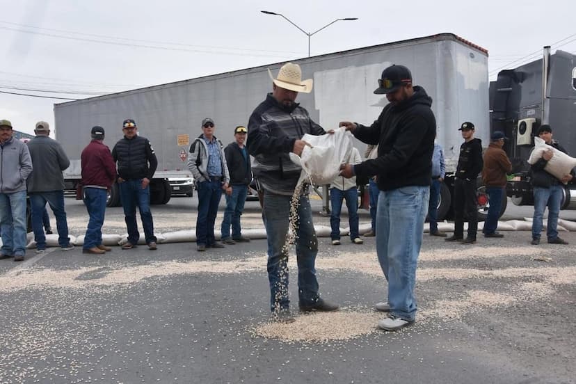 Protestan productores en Chihuahua por apoyo urgente