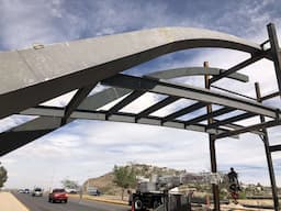 Avanzan obras de puentes en Chihuahua con ajustes viales