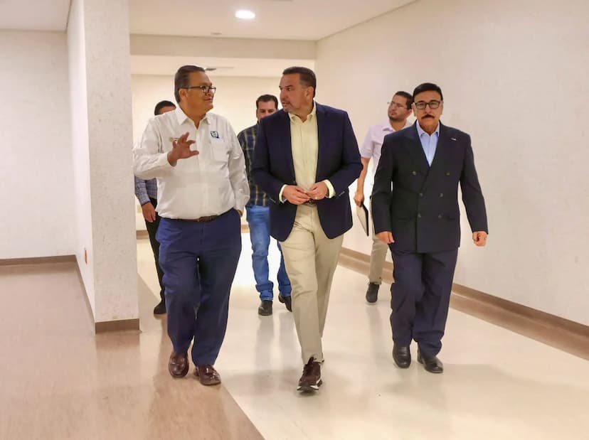 Pérez Cuéllar y nuevo delegado del IMSS acuerdan fortalecer trabajo conjunto en Juárez