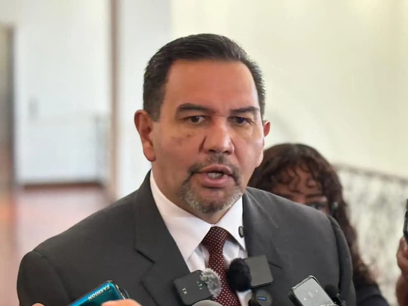 Es Injusta orden de IEE para que Andrea retire lonas y anuncios con su imagen: Cruz Pérez Cuéllar