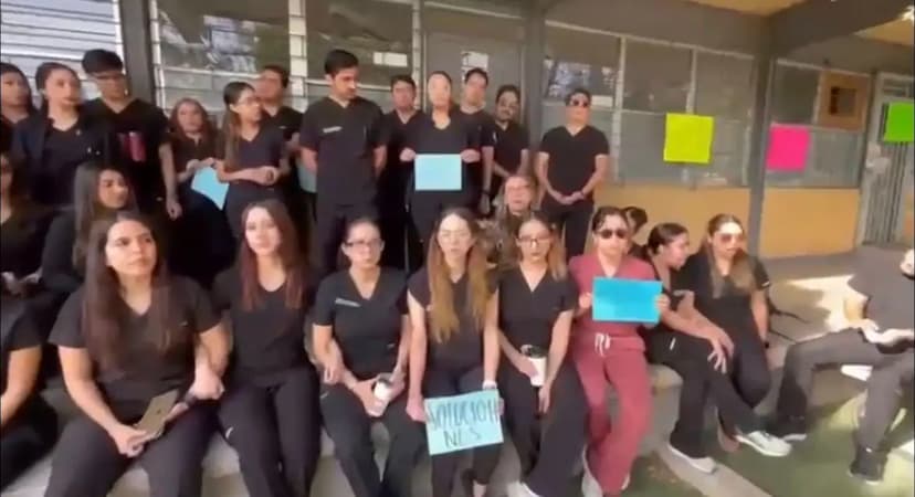 Protestan estudiantes por falta de insumos en UACH