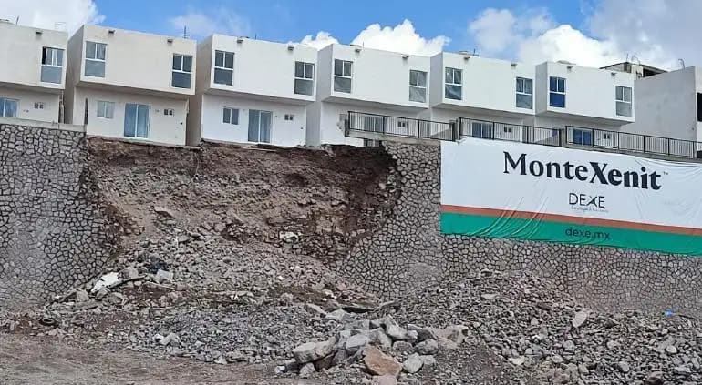 Remedian muro en Monte Xenit para proteger viviendas