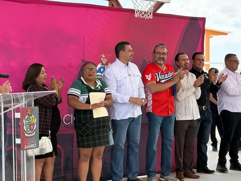 Entrega Cruz Pérez Cuéllar obras realizadas en Secundaria con Presupuesto Participativo