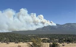 Declaran emergencia por sequía e incendios en Nuevo México