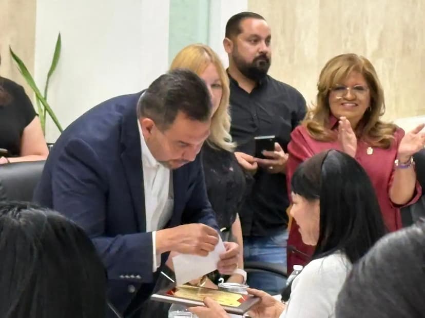 Reconocen labor de empleados municipales con Premio al Mérito en el Servicio Público