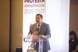Toma Cruz Pérez Cuéllar protesta al nuevo consejo directivo del CODER Juárez