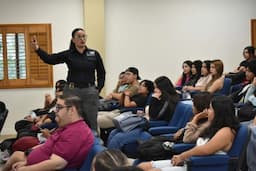 Imparten charla preventiva a jóvenes en Nuevo Casas Grandes