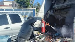 Controlan incendio en camión recolector en Juárez