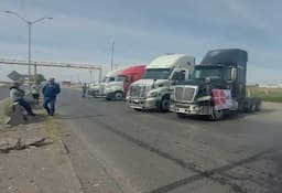 Mantiene Juárez contacto con empresarios y monitorea situación transportista