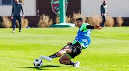 Entrenan con selección a juvenil de Bravos en CDMX